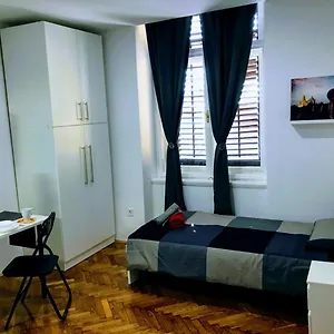 Center Green Park Apartments&rooms Pula